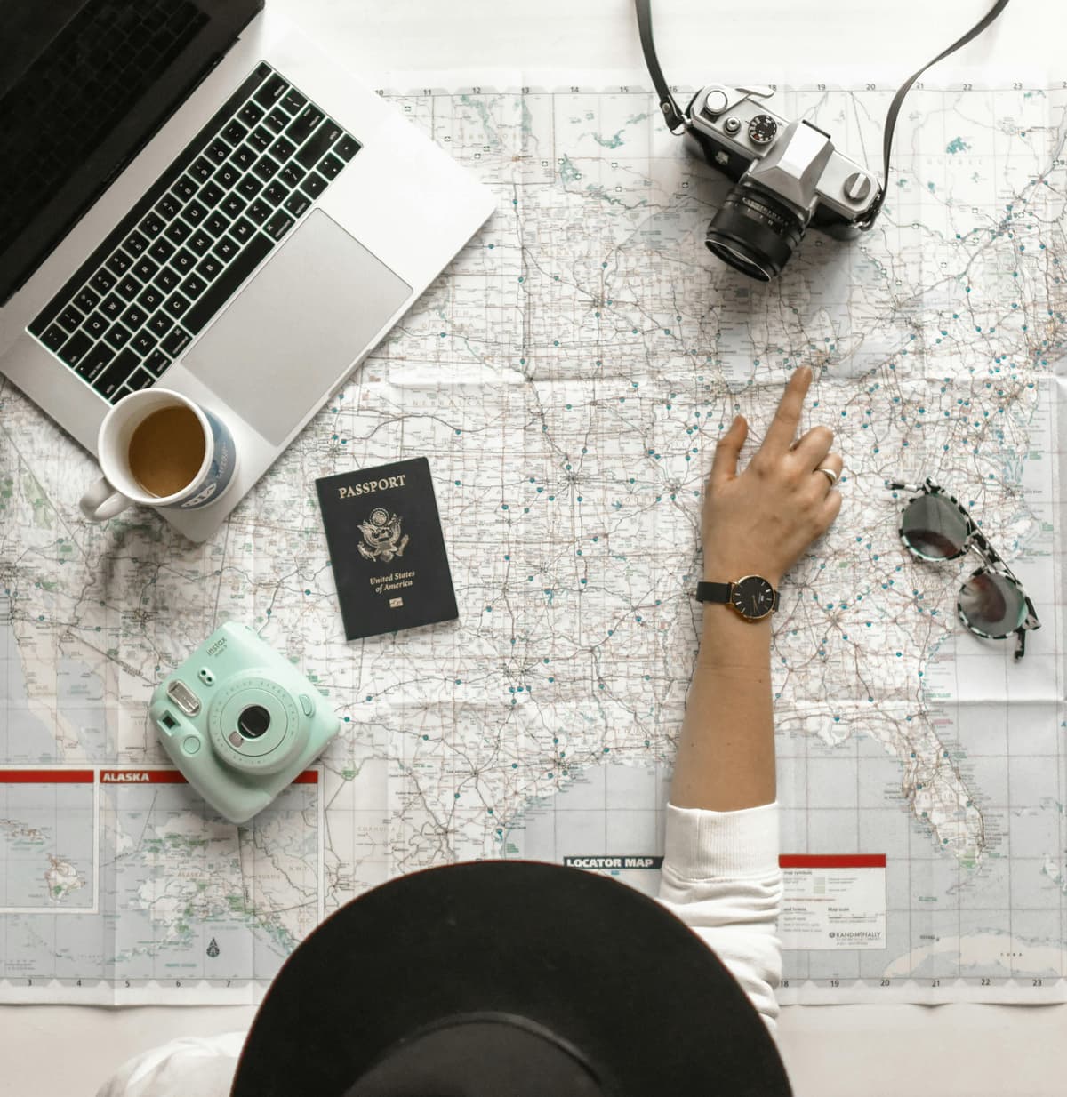 Travel Essentials for Digital Nomads